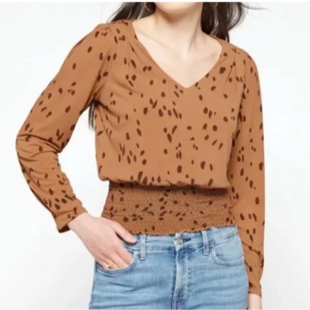Gilli NWOT Long Sleeve Knit Smocked Waist Top Size Small Tan Brown